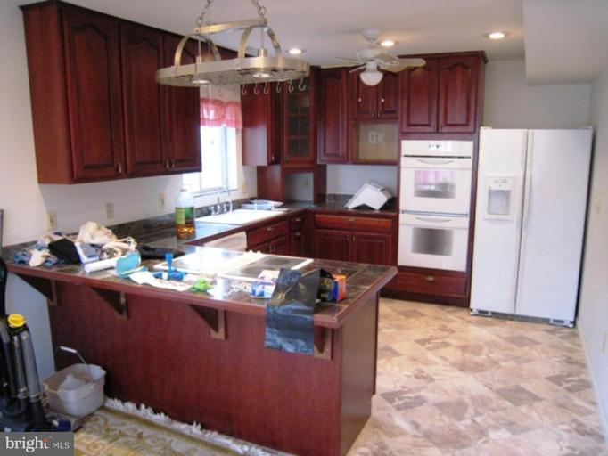 1530 Mayfield Road Edgewater, MD 21037 - Photo 4 of 19 Kitchen