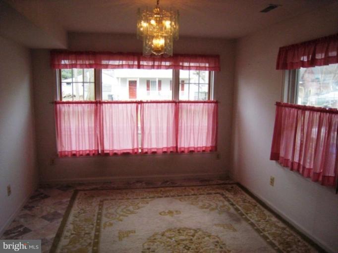 1530 Mayfield Road Edgewater, MD 21037 - Photo 5 of 19 Breakfast Area