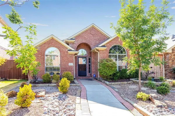 $2,400 | 6912 Harvey Lane, Plano, TX 75023
