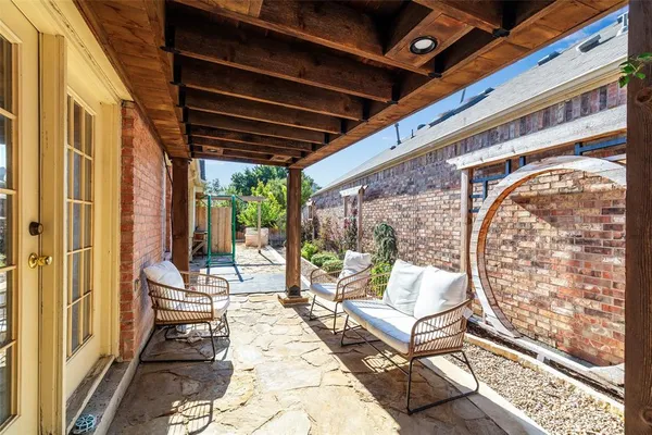 $2,400 | 6912 Harvey Lane, Plano, TX 75023