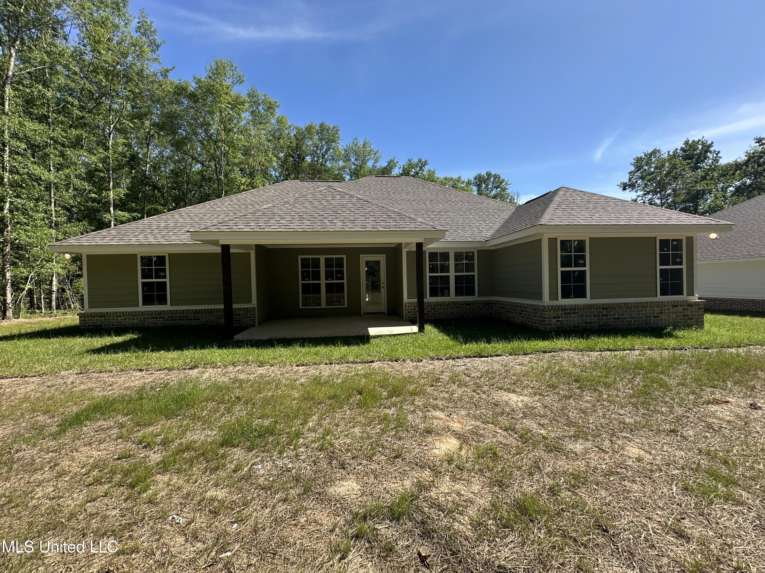 14 The Oaks Drive Sumrall, MS 39482 - Photo 10 of 10 IMG_0730