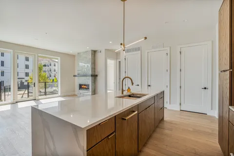 $1,379,000 | 321 31st Avenue North, Unit 111, Nashville, TN 37203