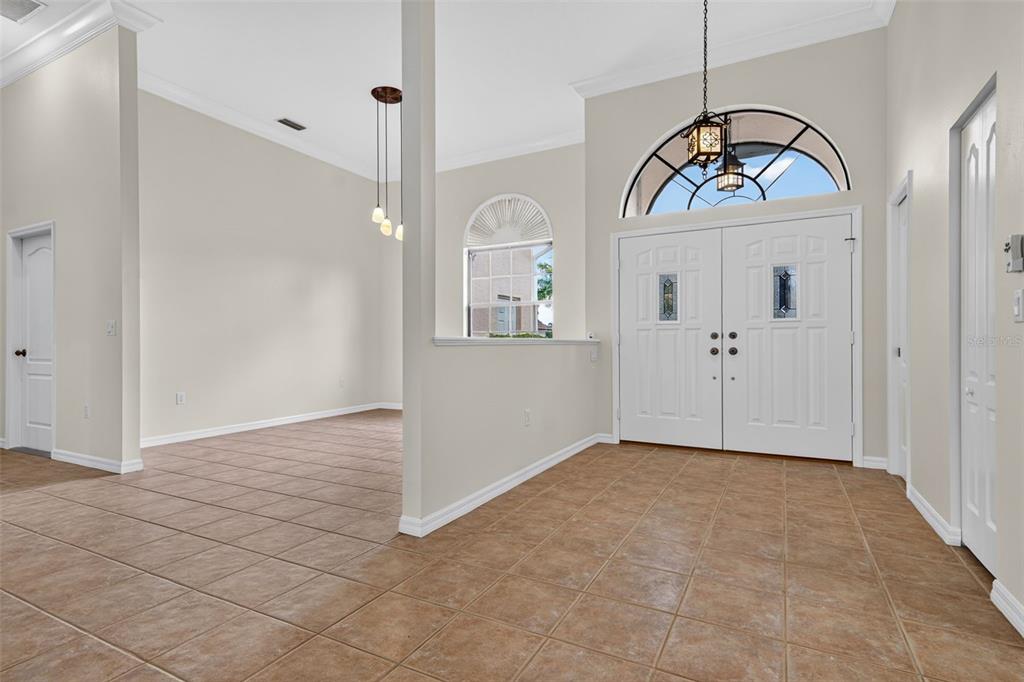 679 Sawgrass Bridge Road Venice, FL 34292 - Photo 7 of 88 Gallery Image 7