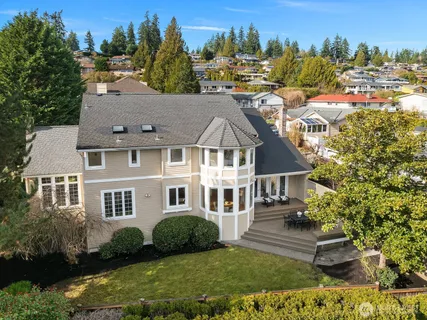 $2,498,000 | 17120 Southeast 29th Place, Bellevue, WA 98008