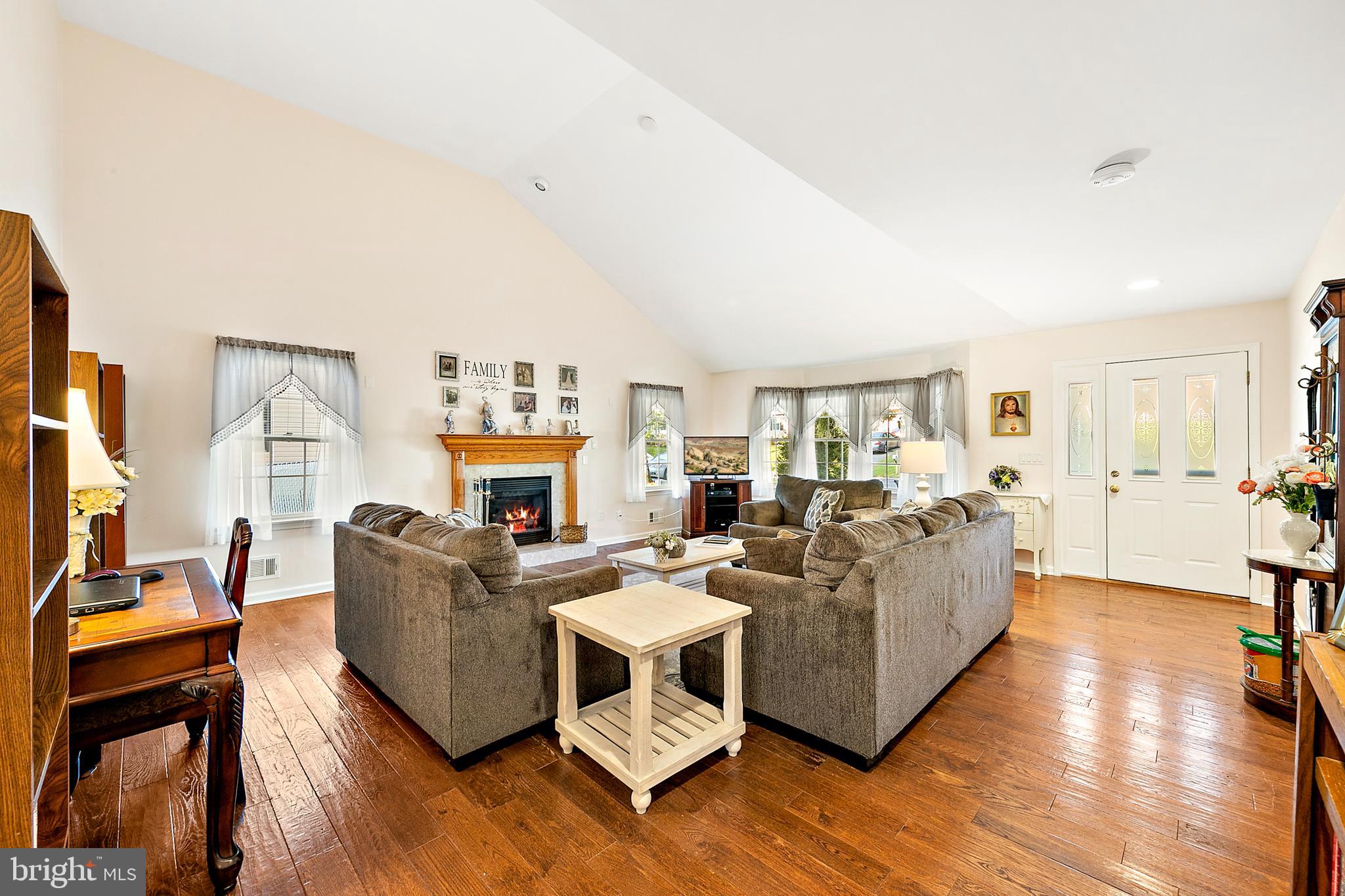 119 Toggle Road Manahawkin, NJ 08050 - Photo 10 of 75