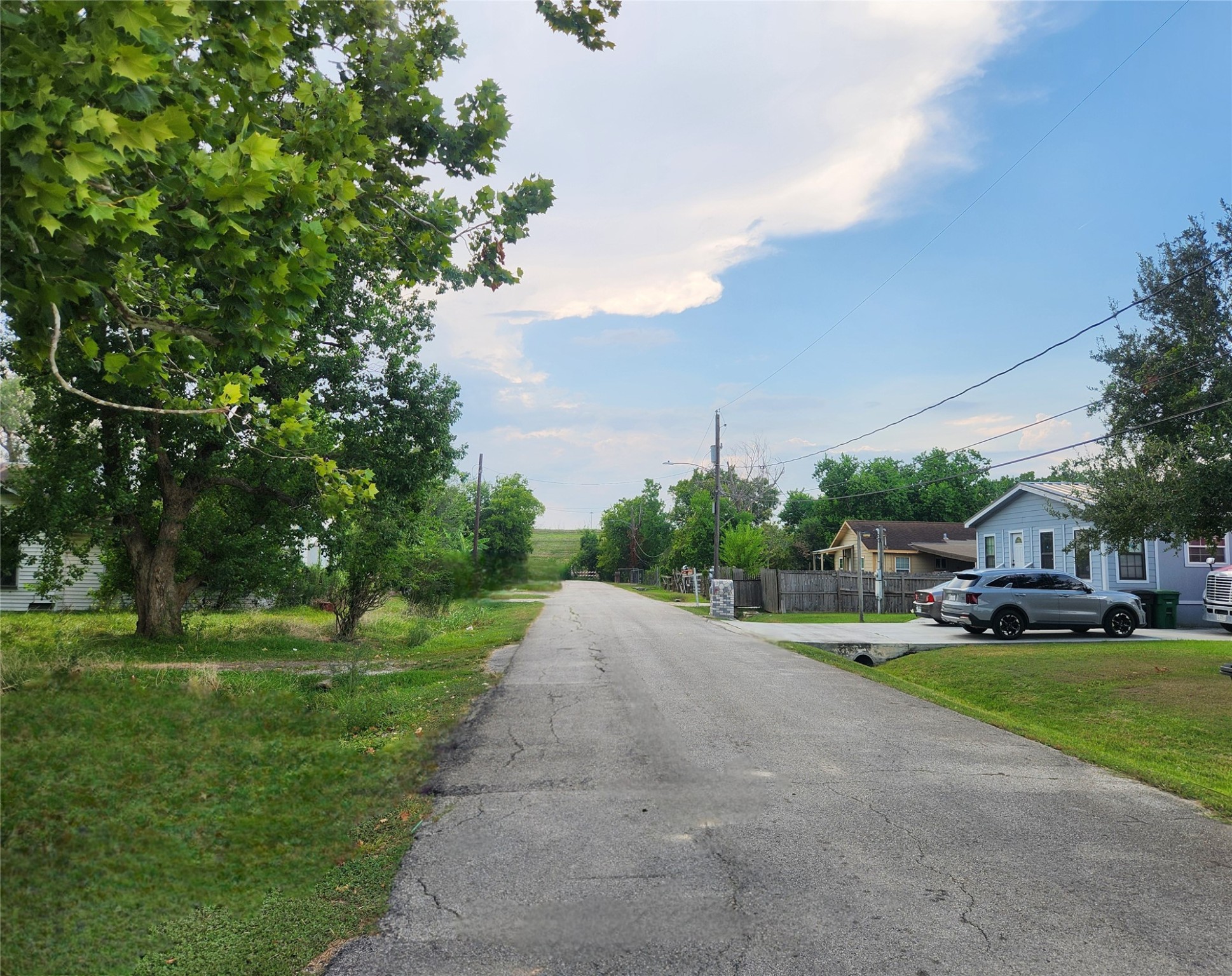 9720 Bucroft Street Houston, TX 77029 - Photo 6 of 12