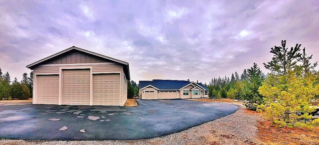15855 Burgess Road La Pine, OR 97739 - Photo 52 of 52 1
