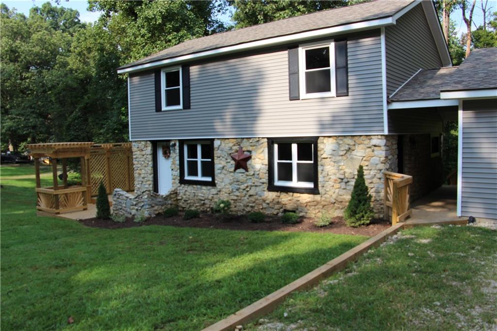 6280 Red Day Road Martinsville, IN 46151 - Photo 2 of 23