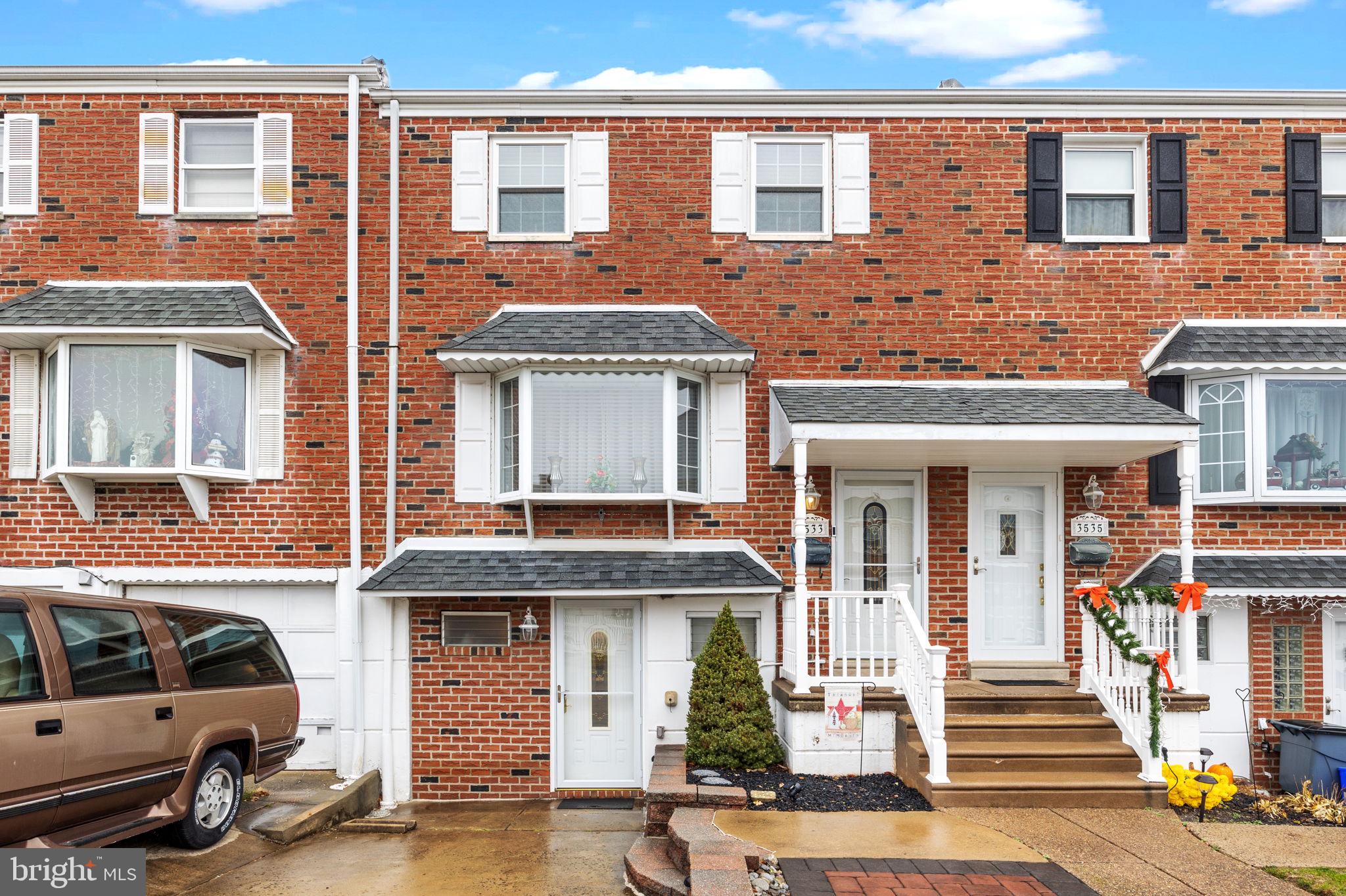 3533 Byrne Road Philadelphia, PA 19154 - Photo 1 of 32 Gallery Image 1