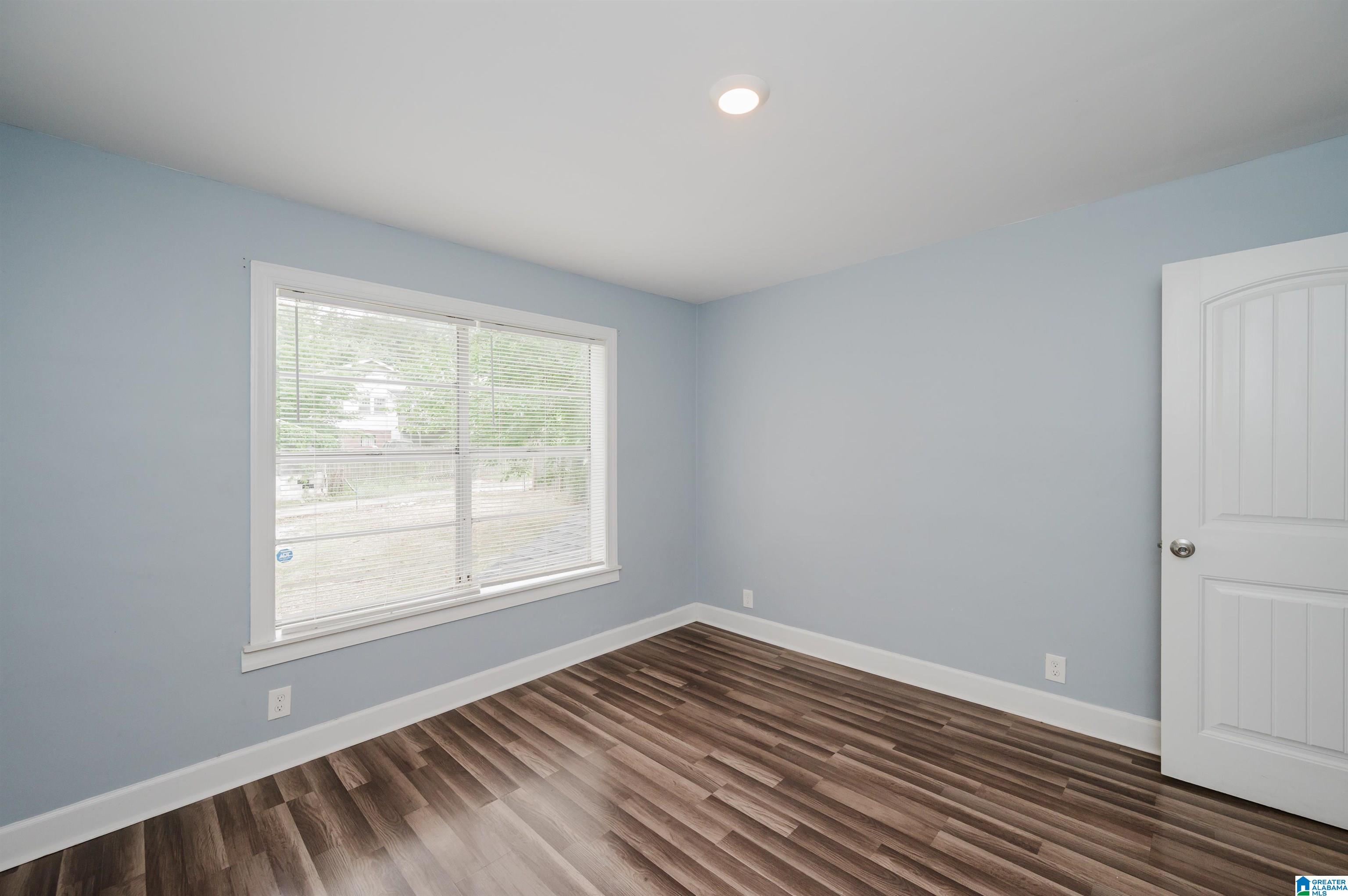 609 Valley Road Fairfield, AL 35064 - Photo 27 of 36