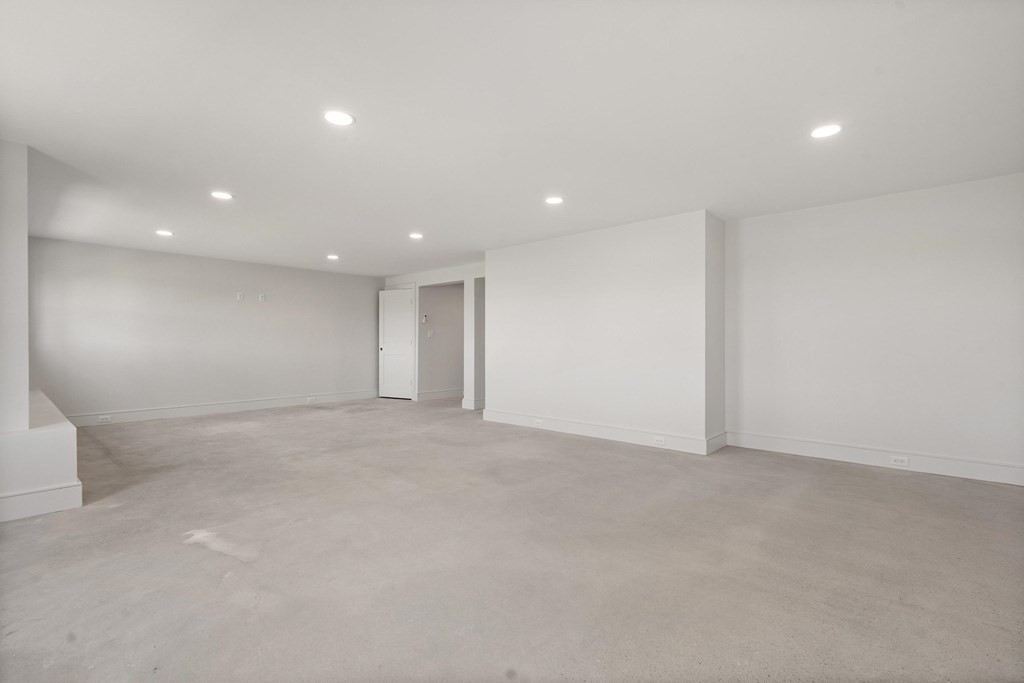 10 Chestnut Place Hingham, MA 02043 - Photo 20 of 41 a view of an empty room