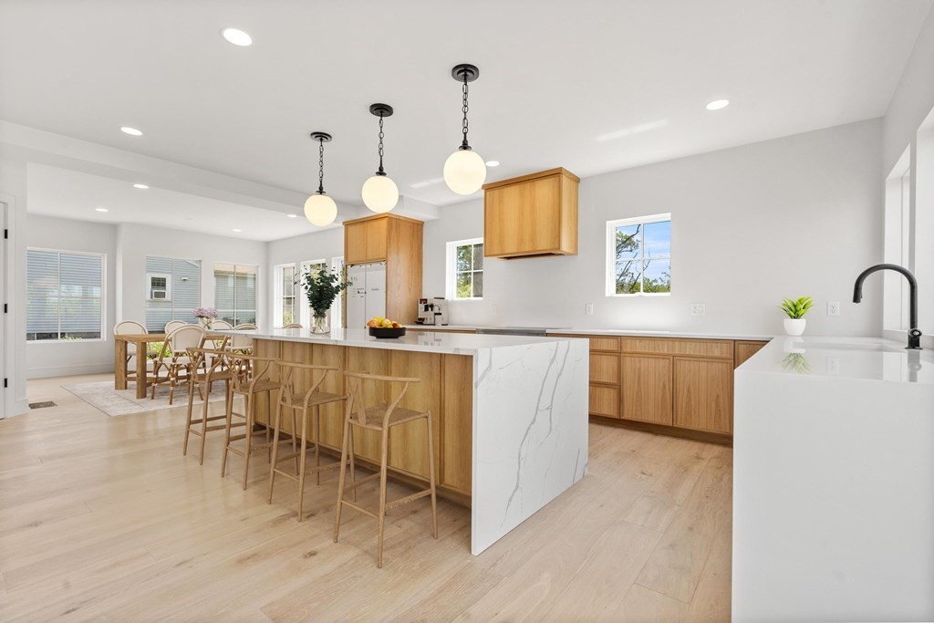 10 Chestnut Place Hingham, MA 02043 - Photo 3 of 41 a very nice looking dining room with a table and chairs