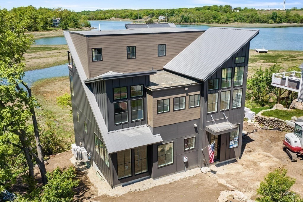 10 Chestnut Place Hingham, MA 02043 - Photo 40 of 41 an aerial view of a house with a yard