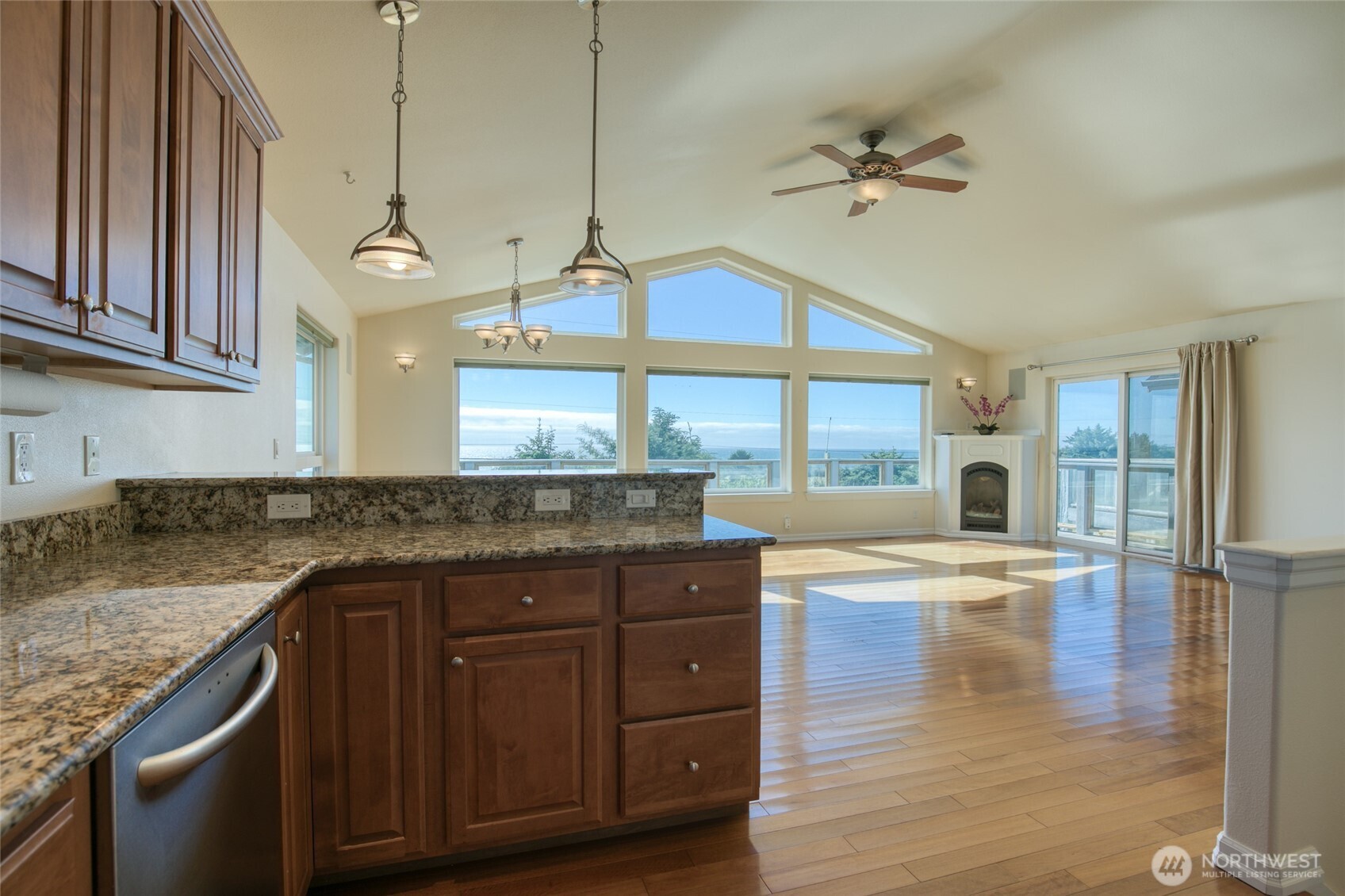 36 Duke Lane Pacific Beach, WA 98571 - Photo 11 of 35