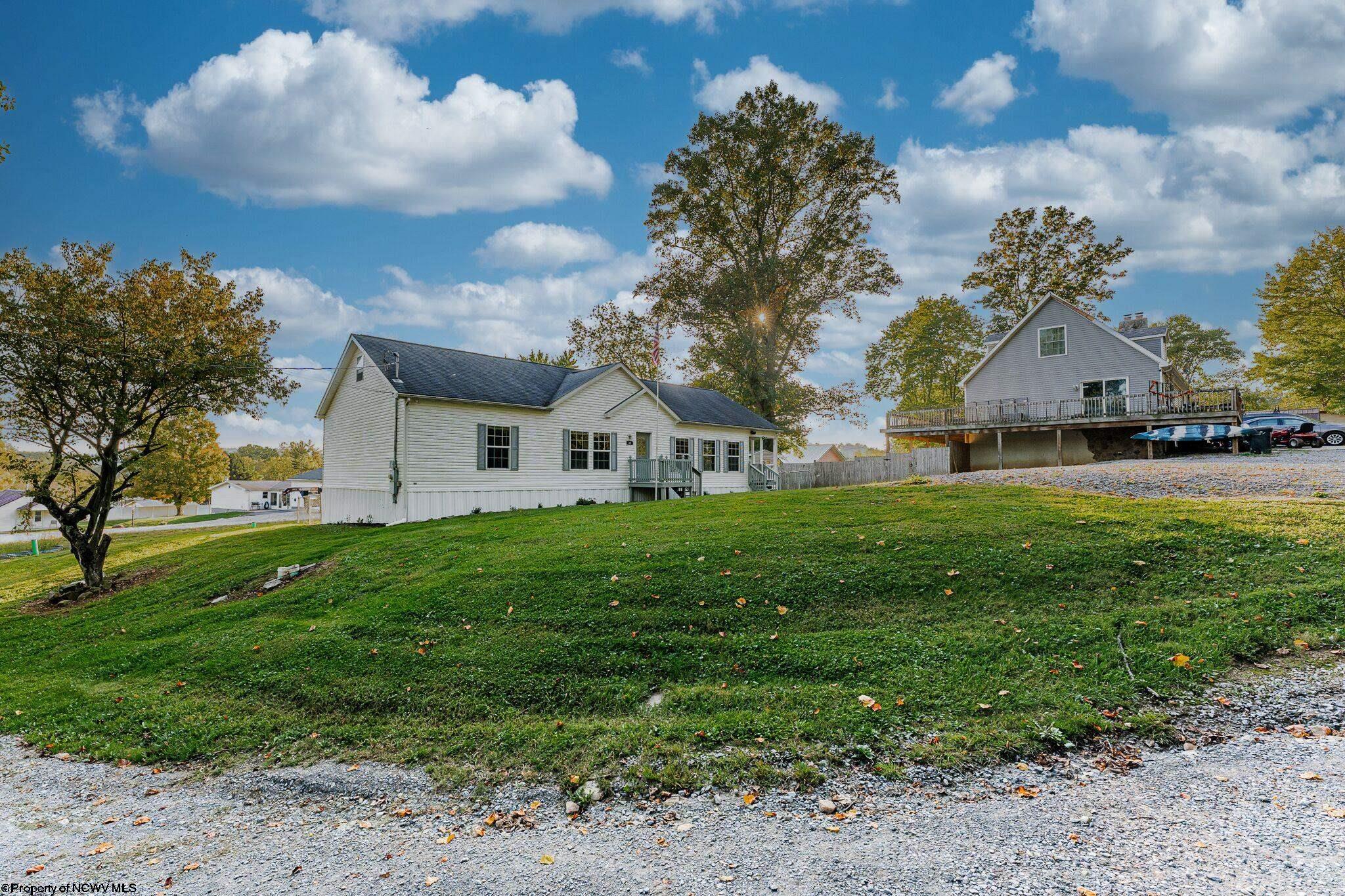 25 Morgan Hill Road Morgantown, WV 26508 - Photo 2 of 16 Gallery Image 2