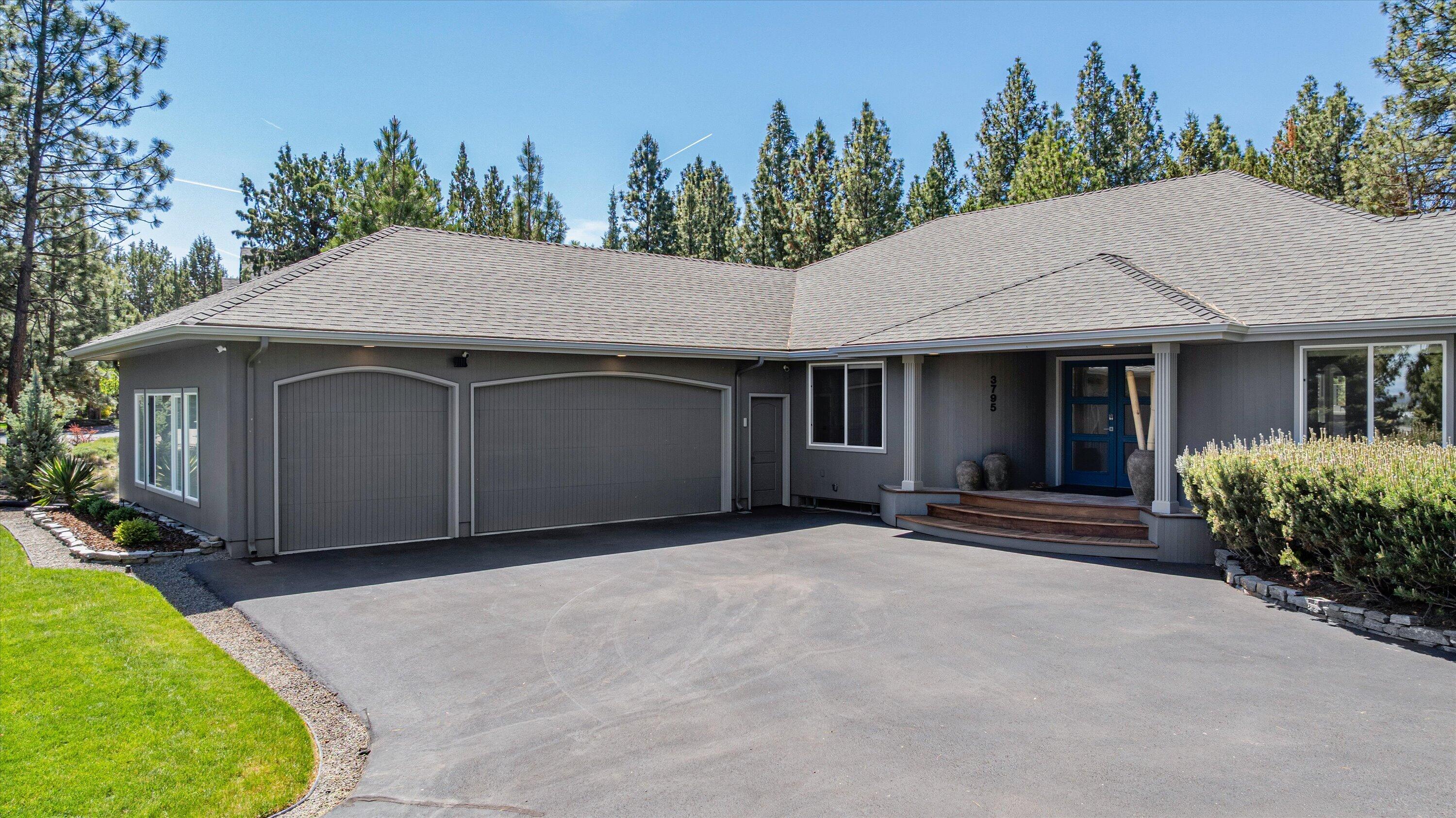3795 Northwest Summerfield Road Bend, OR 97703 - Photo 5 of 50