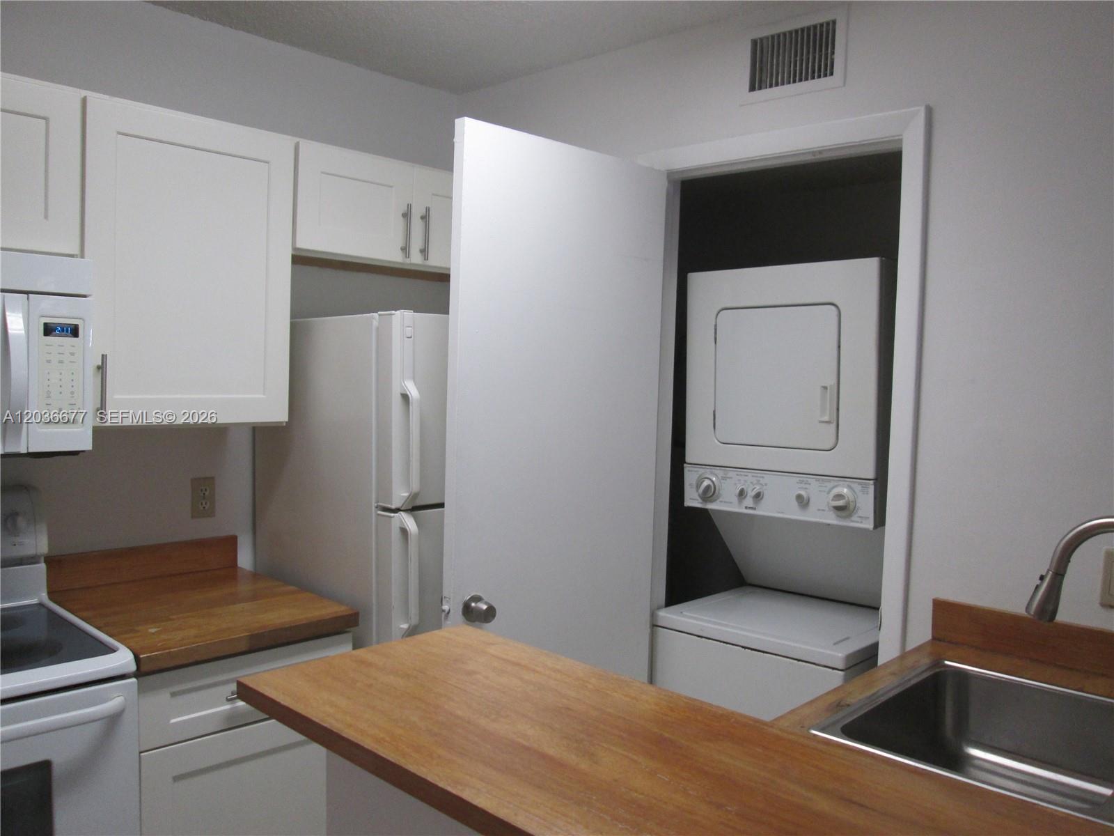 4361 West McNab Road, Unit 13 Pompano Beach, FL 33069 - Photo 2 of 15
