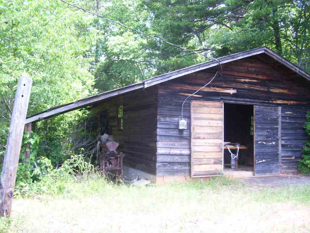 344 Allgood Bridge Road Pickens, SC 29671 - Photo 8 of 29