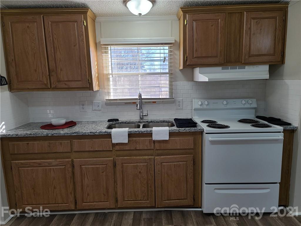 695 Zimmerman Road Lexington, NC 27295 - Photo 5 of 9 Gallery Image 5