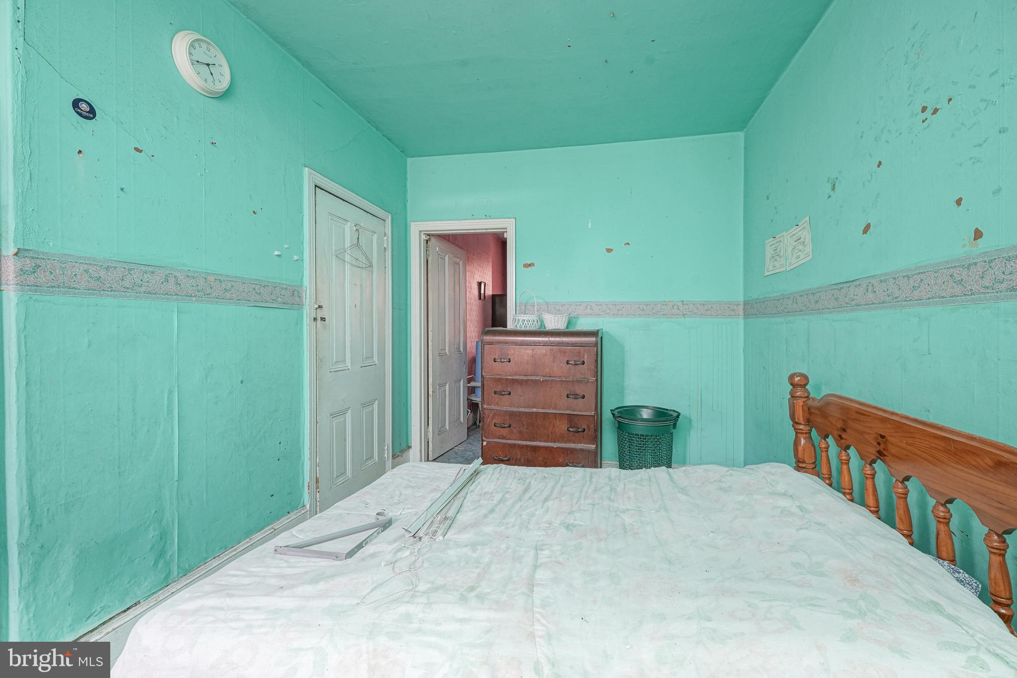1810 Tasker Street Philadelphia, PA 19145 - Photo 21 of 26