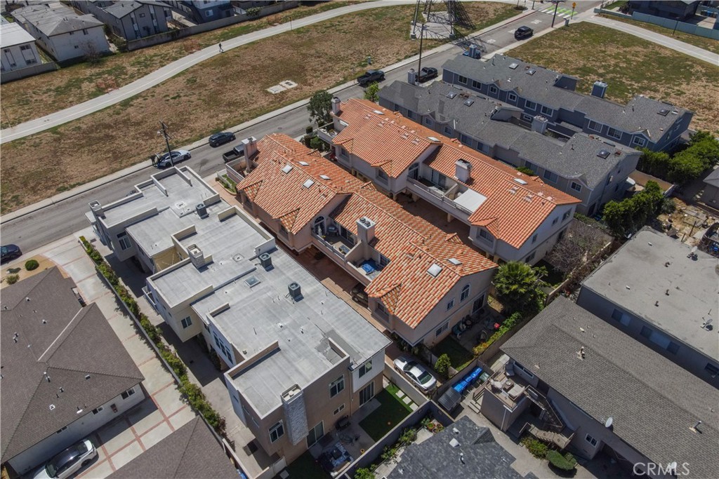 2517 Rockefeller Lane, Unit B Redondo Beach, CA 90278 - Photo 31 of 36