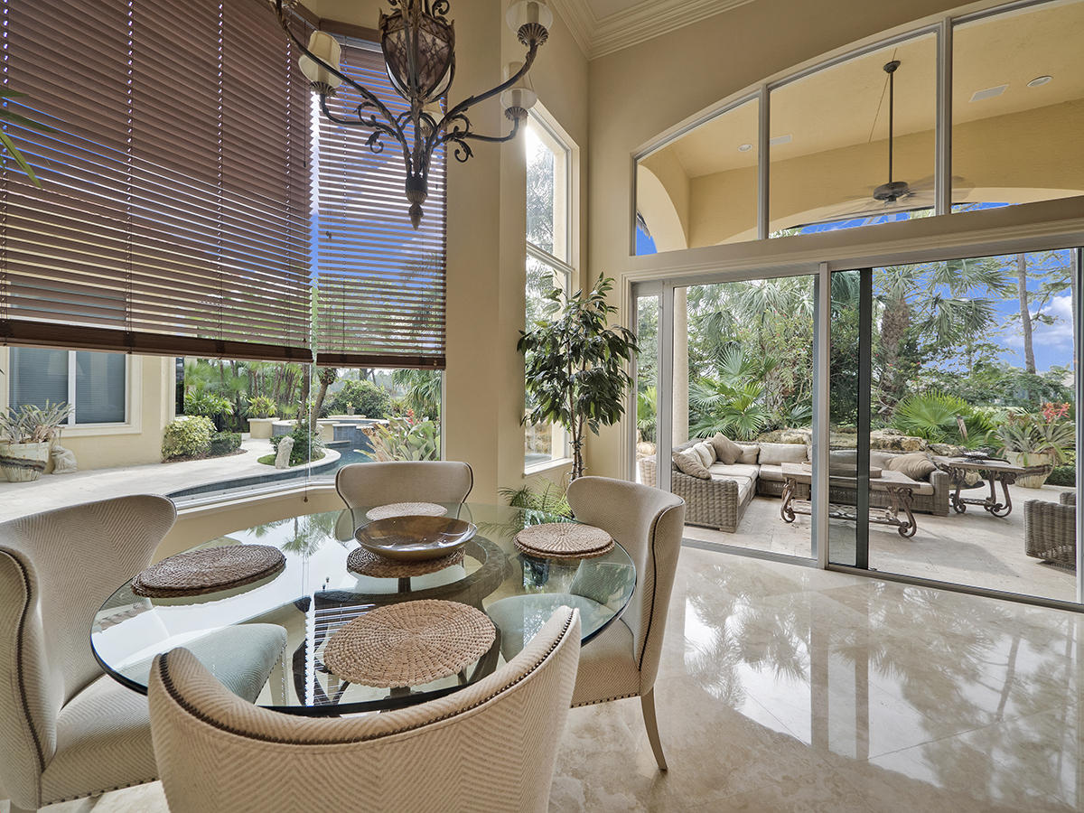 114 Playa Rienta Palm Beach Gardens, FL 33418 - Photo 11 of 52 13 Kitchen Eating Area