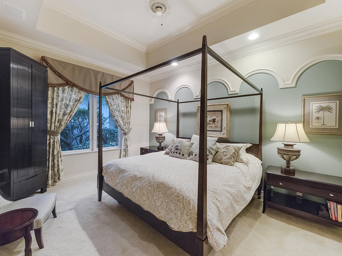 114 Playa Rienta Palm Beach Gardens, FL 33418 - Photo 22 of 52 22 Second Bedroom