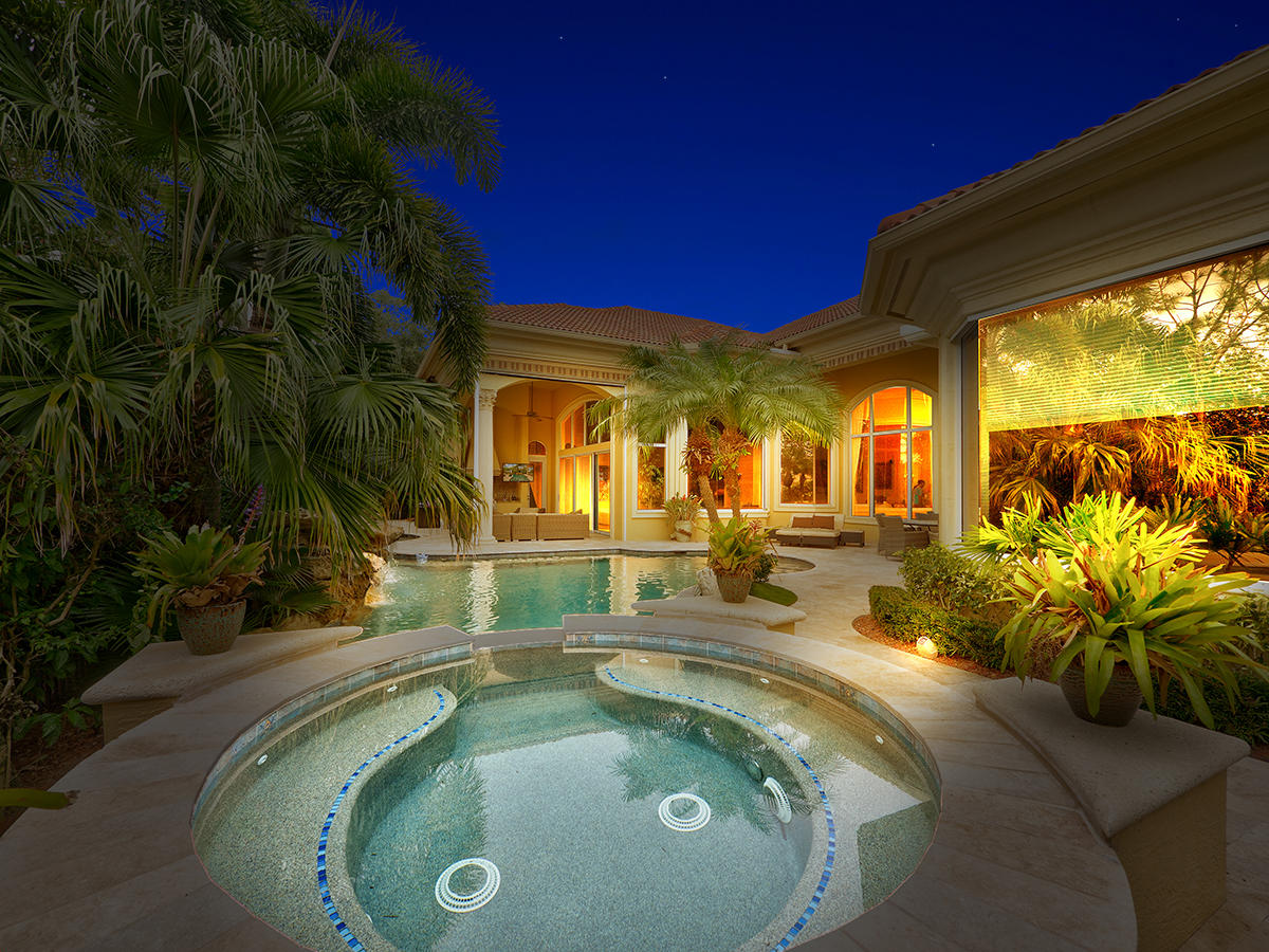 114 Playa Rienta Palm Beach Gardens, FL 33418 - Photo 32 of 52 34 Spa Night