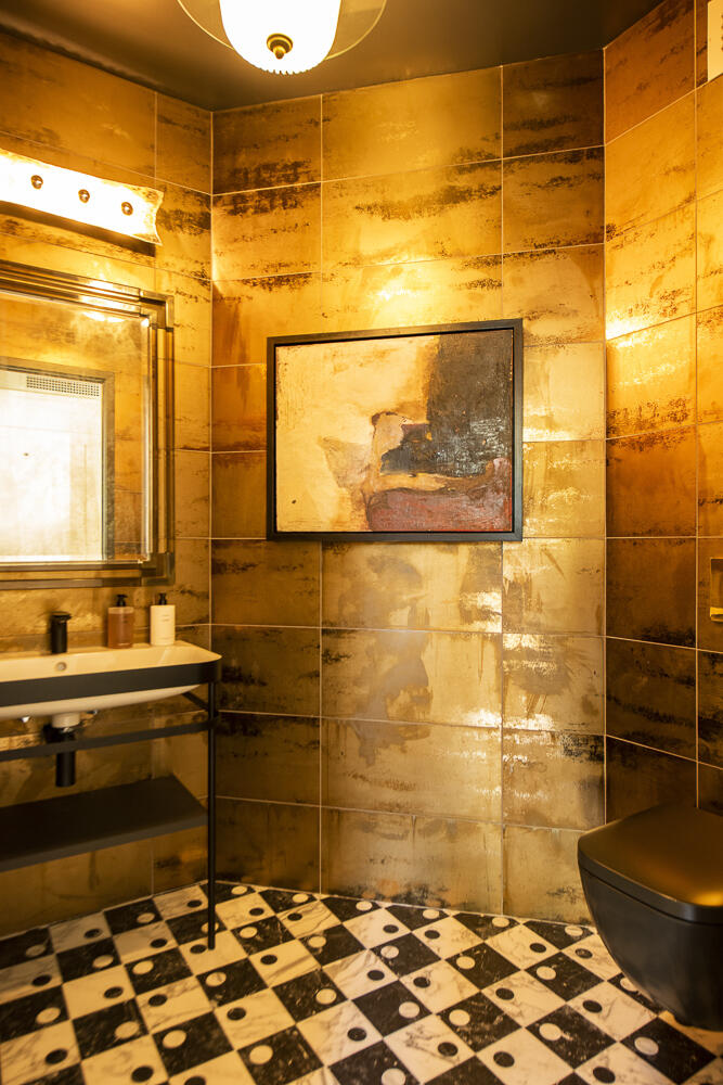 204 Hot Springs Road Montecito, CA 93108 - Photo 11 of 55 .