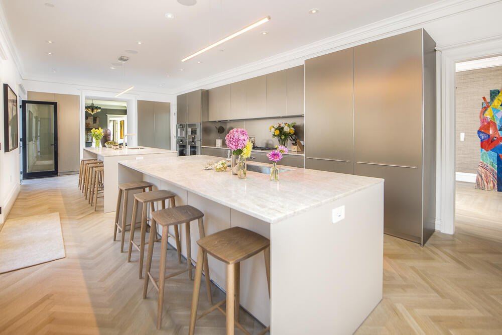 204 Hot Springs Road Montecito, CA 93108 - Photo 12 of 55 .