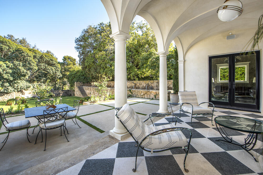 204 Hot Springs Road Montecito, CA 93108 - Photo 39 of 55 .