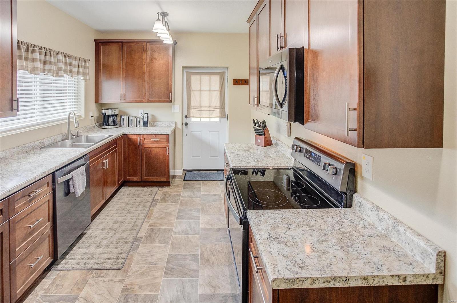 201 Walnut Street Roxana, IL 62084 - Photo 28 of 42