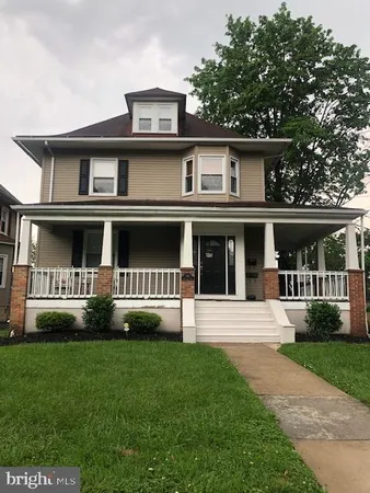 $2,400 | 920 West Collings Avenue, Unit B, Oaklyn, NJ 08107