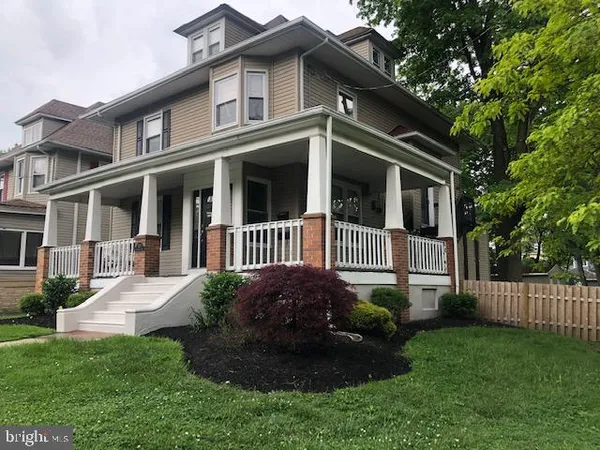 $2,400 | 920 West Collings Avenue, Unit B, Oaklyn, NJ 08107