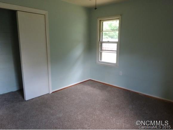 54 Clarence Hall Road Sylva, NC 28779 - Photo 5 of 7 Gallery Image 5
