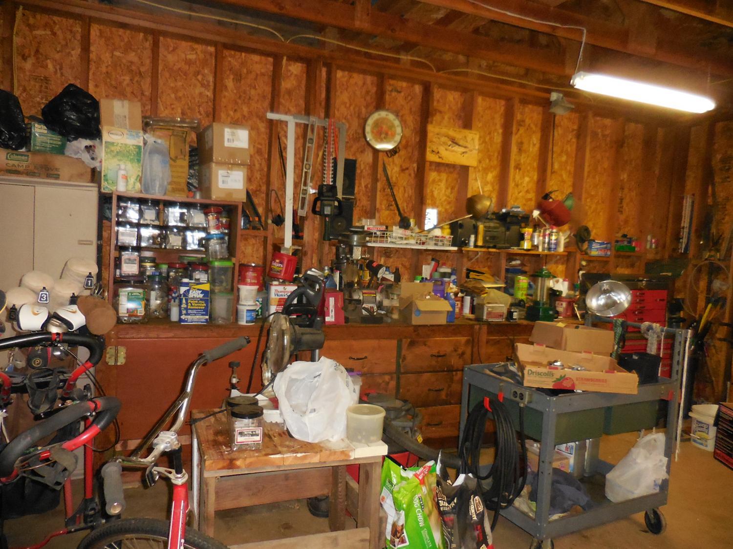 7281 Rockydale Road Cave Junction, OR 97523 - Photo 31 of 33 Gallery Image 31