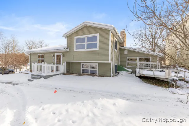 $270,000 | 220 North Maple Avenue, Maple Rapids, MI 48853