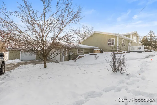 $270,000 | 220 North Maple Avenue, Maple Rapids, MI 48853