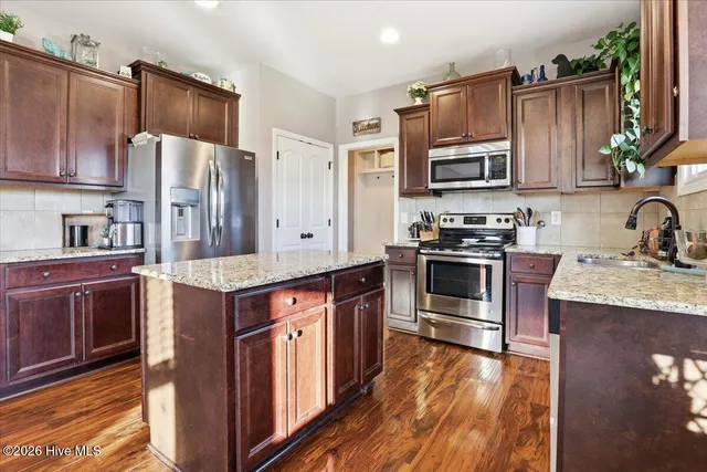 $319,000 | 315 Kingston Circle, Goldsboro, NC 27530