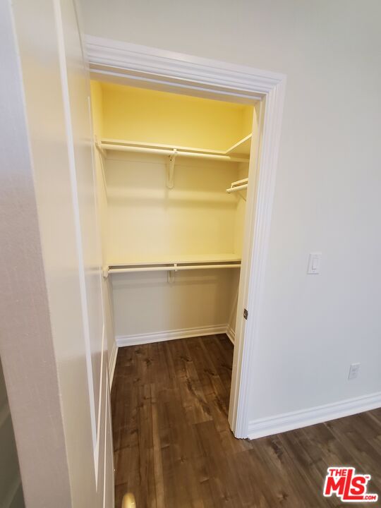 2227 Hauser Boulevard Los Angeles, CA 90016 - Photo 7 of 27 a close view of closet