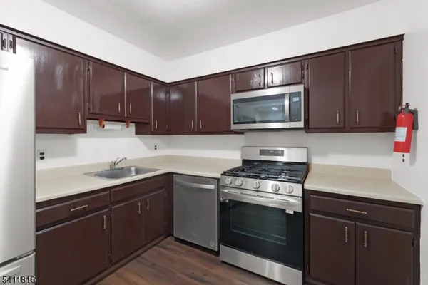 $3,750 | 89 Stockton Court, Morris Plains, NJ 07950