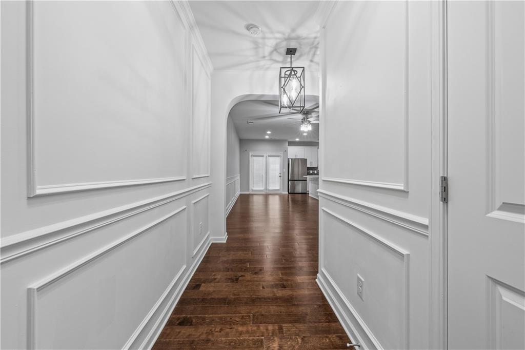 5038 Longview Walk Decatur, GA 30035 - Photo 3 of 25 a hallway with wooden floor