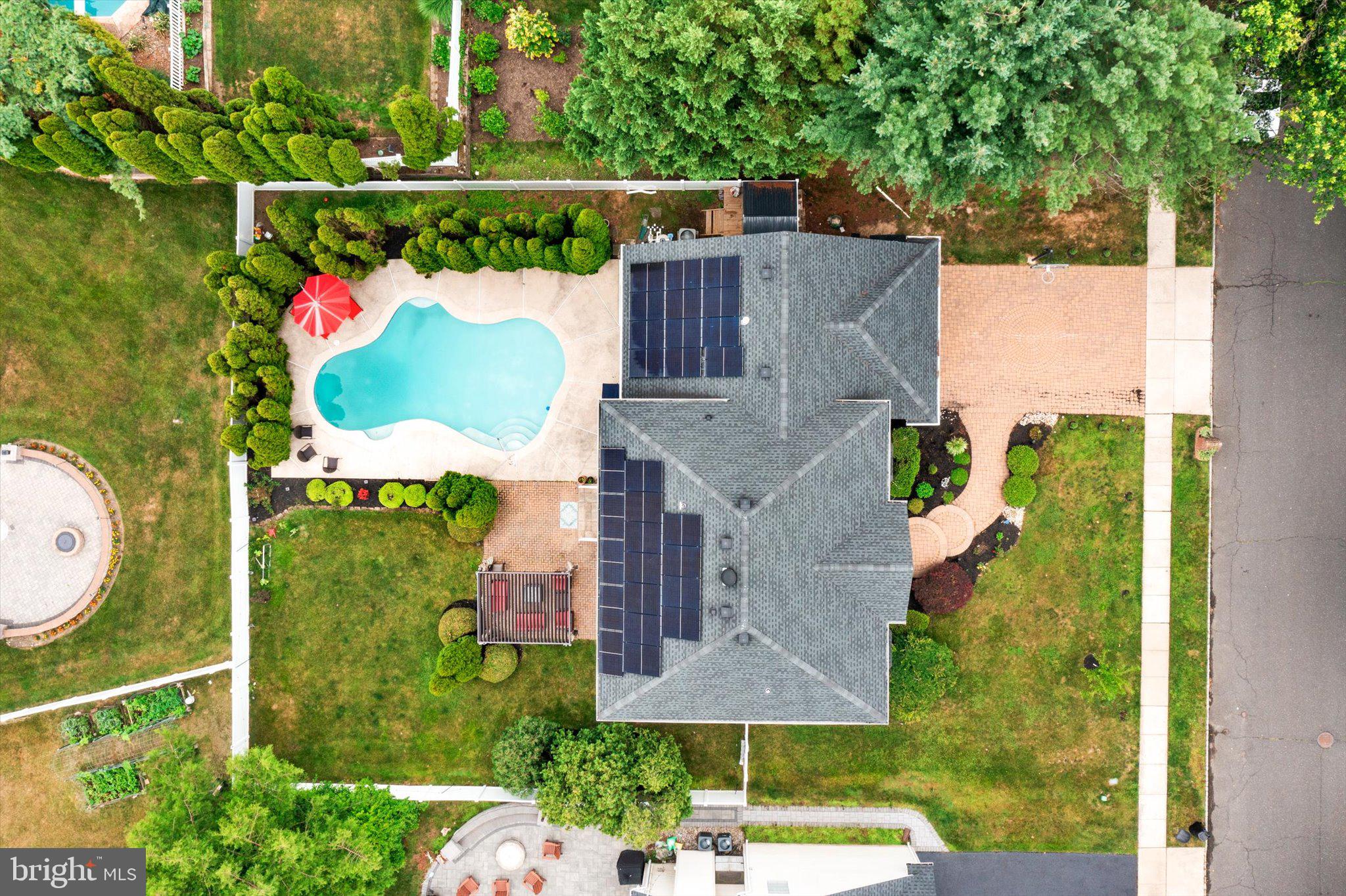 12 Wendover Road East Windsor, NJ 08520 - Photo 41 of 51 Stunning aerial view of a serene oasis.