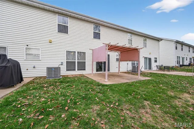 $225,000 | 118 Homeshire Drive, Wentzville, MO 63385