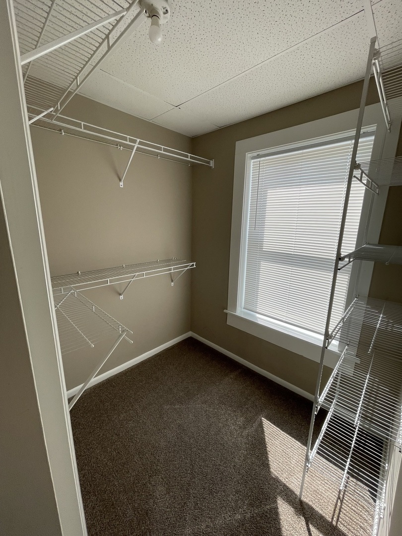 505 West Side Square Clinton, IL 61727 - Photo 16 of 37