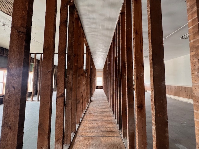 505 West Side Square Clinton, IL 61727 - Photo 20 of 37