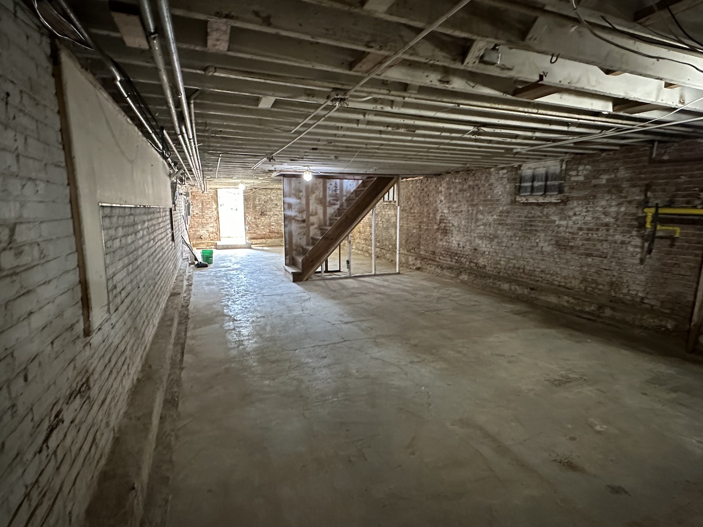 505 West Side Square Clinton, IL 61727 - Photo 35 of 37