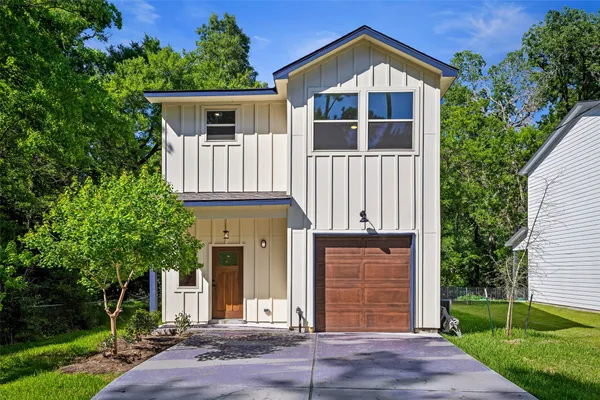 $1,750 | 1005 Spokane River Road, Conroe, TX 77316