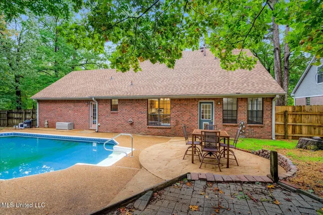 $350,000 | 4040 Windermere Drive, Nesbit, MS 38651