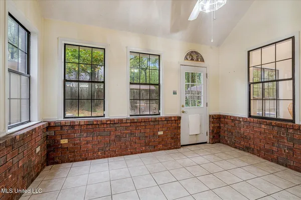 $340,000 | 4040 Windermere Drive, Nesbit, MS 38651